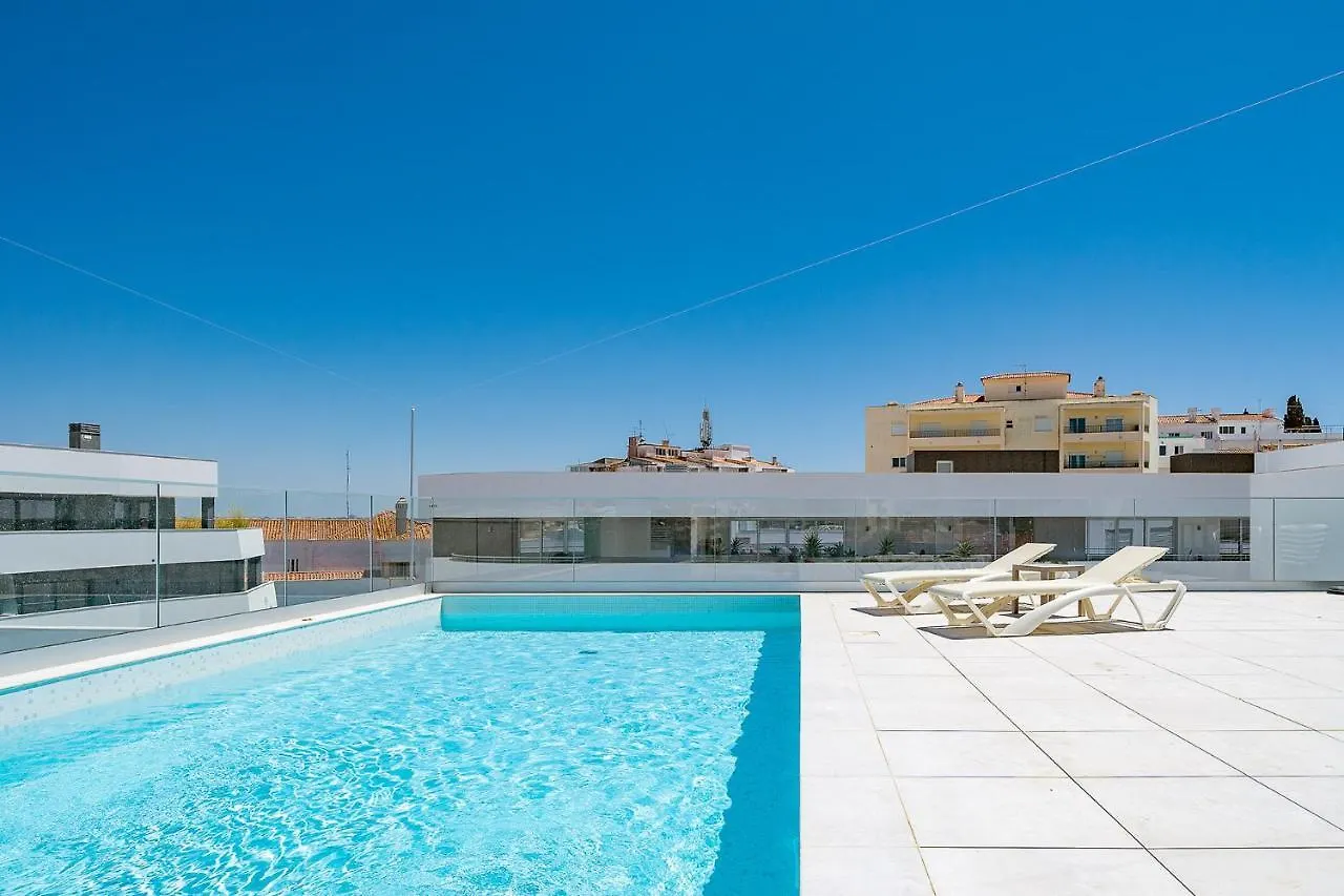 Sleek New Apartment, Horta Galvao, Lagos Algarve アパート